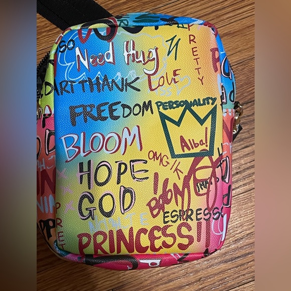 NWOT Crossbody Bag - Picture 2 of 5